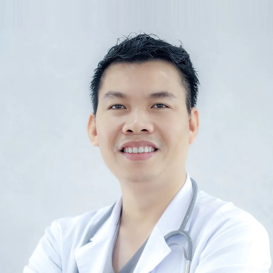 Thạc sĩ, Bác sĩ Nguyễn Quang Trung, Giám đốc chuyên môn Hệ thống Nha khoa Bác sĩ Trung Long Biên