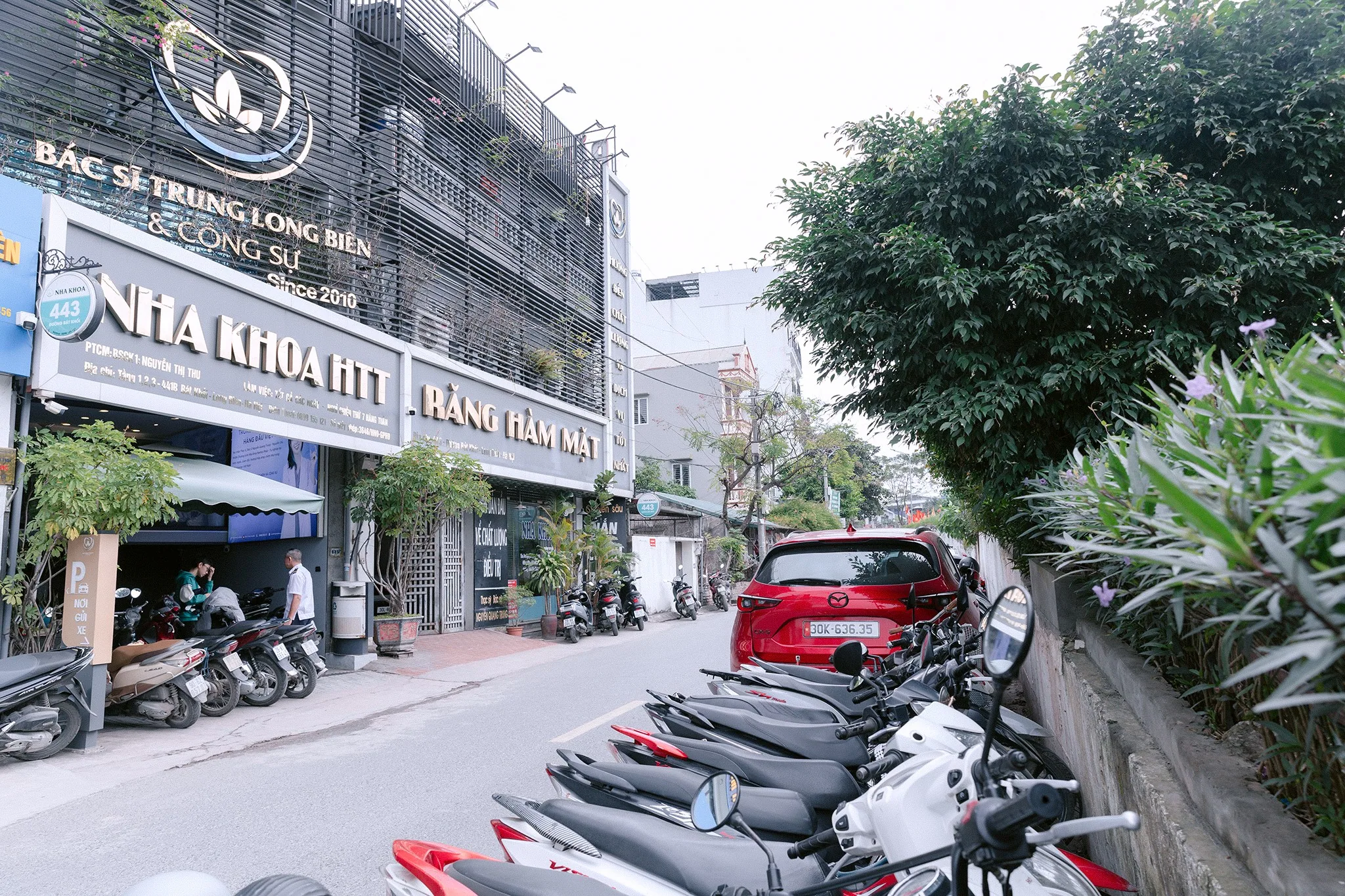Phòng khám Nha khoa Bác sĩ Trung Long Biên tại Long Biên, Hà Nội