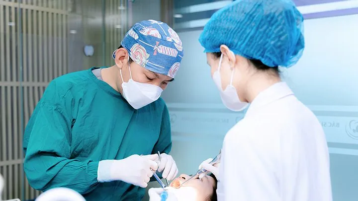 Nhổ răng khôn - Nha khoa Bác sĩ Trung Long Biên